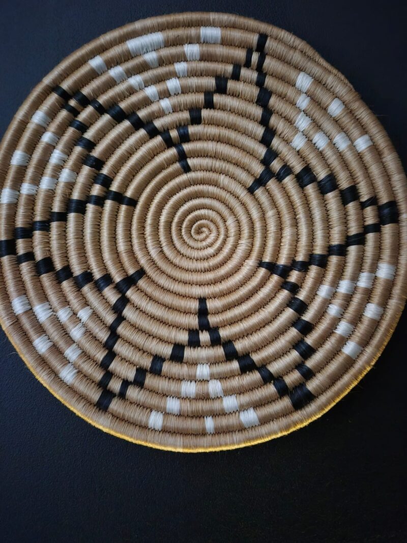 Handwoven Seagrass Wall Plates with Brown, Black and Flower Design – Set of 3 - Image 2