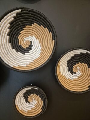 Handwoven Seagrass Bowl with Natural Sisal Fibers Brown, Black and White Turbillon - Set of 3