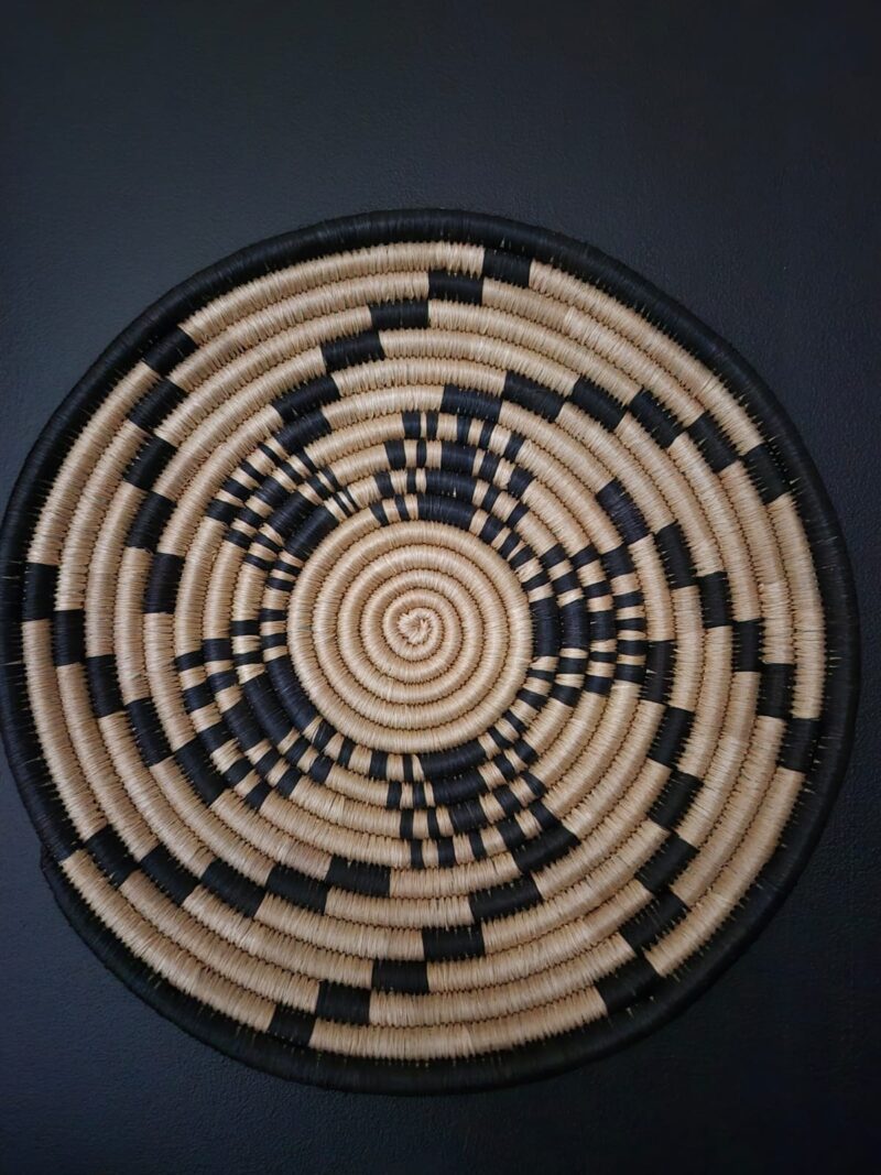Handwoven Seagrass Wall Plates Brown and Black Arc Design – Set of 3 - Image 2