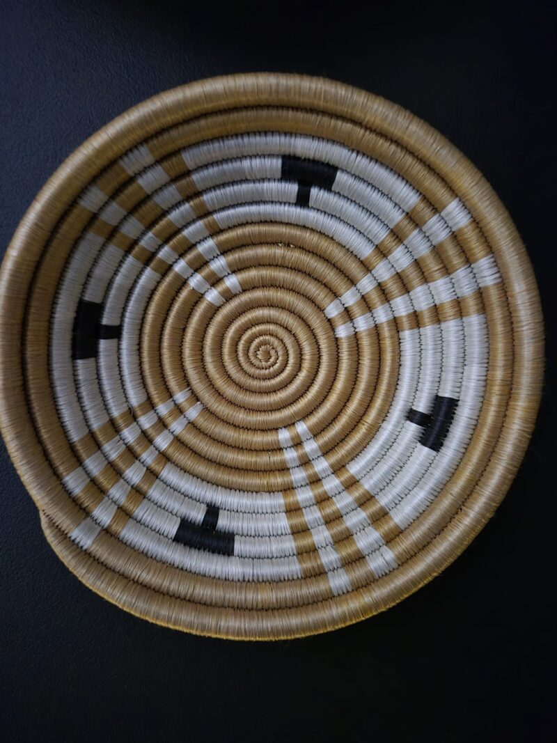 Handwoven Seagrass Bowl with Natural Sisal Fibers  T design – Set of 3 - Image 2